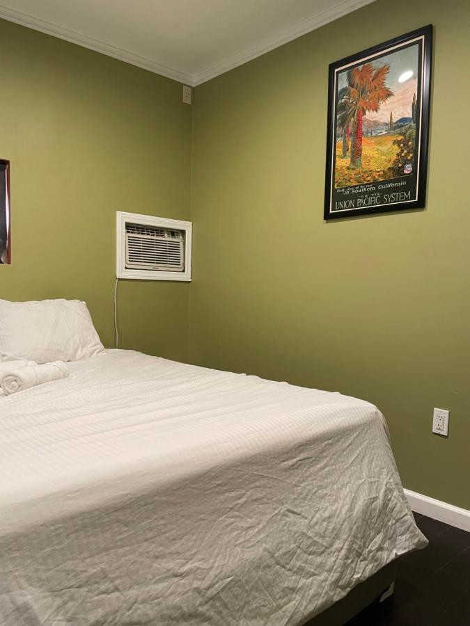 Private Standalone Room W/ Tv, Wifi & Ac In Carson Exterior foto