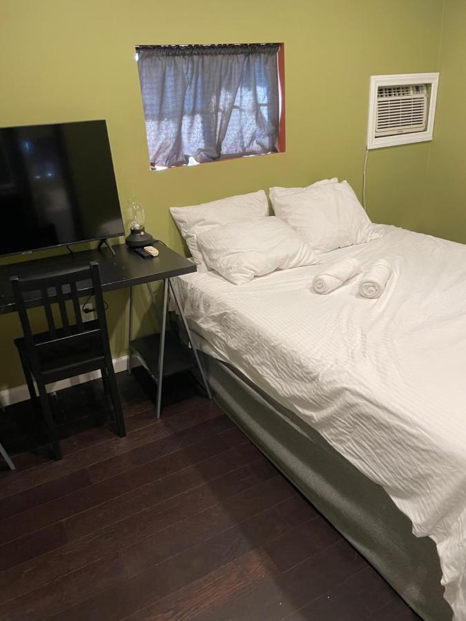 Private Standalone Room W/ Tv, Wifi & Ac In Carson Exterior foto